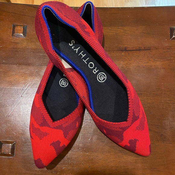 Rothy's Shoes - Rothy’s Retired Red Camo Points